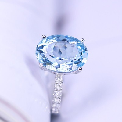 Natural Aquamarine Ring Exquisite Women's Wedding Ring 925 Silver Platinum Inlaid Diamond Jewelry Gift