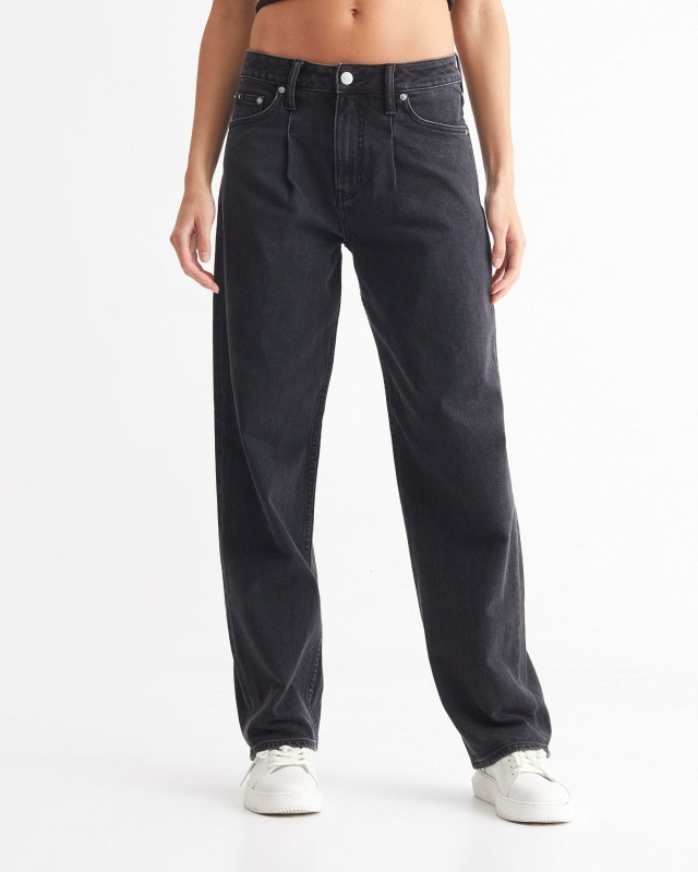 Sustainable '90s Straight Jeans